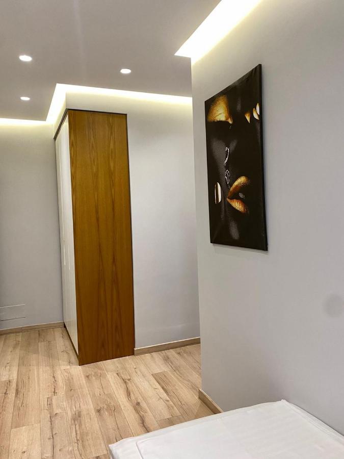 Primo Hotel Tirana Bagian luar foto
